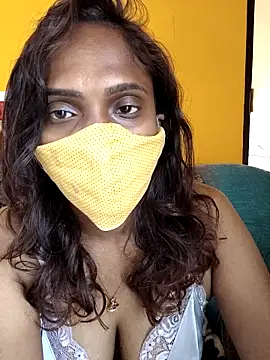 Queen-dhivya online show from April 20, 3:42 am