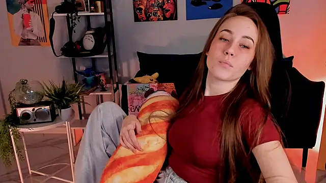 ElinVale online show from November 22, 9:12 am