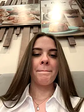 KristiRich online show from November 17, 8:15 am