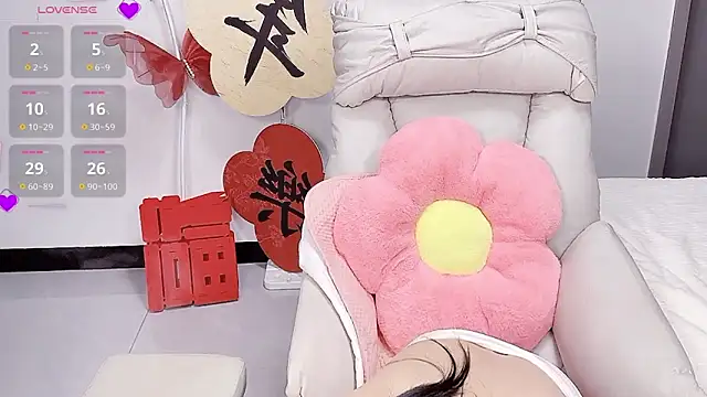 Bloo3iss online show from March 4, 8:37 pm