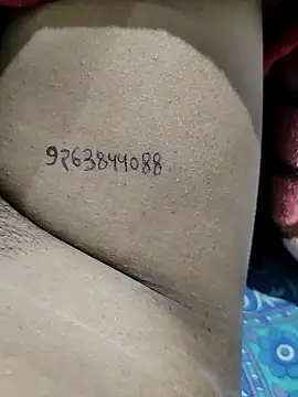 mahikumari878 online show from November 4, 8:03 pm