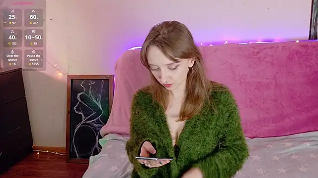 TinyMuse  online show from December 2, 5:26 pm