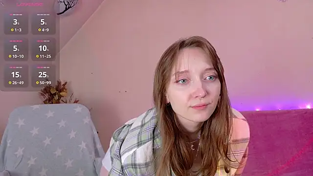 TinyMuse  online show from November 11, 11:51 am