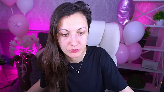 ZafiraMoonn online show from February 20, 2:07 pm