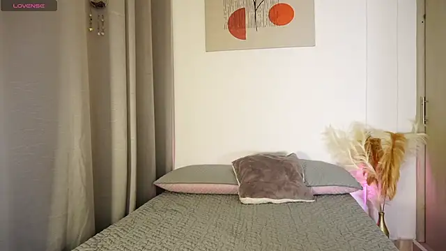 Nikita luan online show from March 4, 11:22 pm