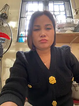 Liliy2x online show from November 5, 7:35 am