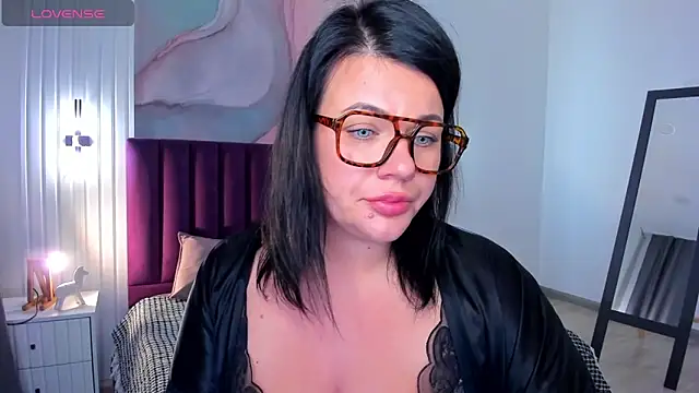 TiffanyDoyle online show from November 19, 8:36 am