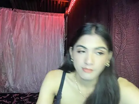 ursexykittykat xx online show from November 18, 4:19 pm