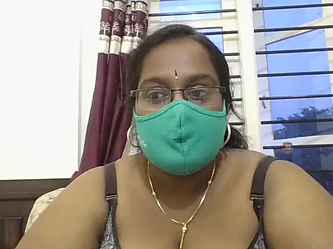 hootypriya online show from November 27, 12:19 pm