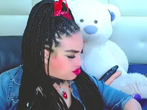 NharaBigCock online show from December 3, 7:38 pm