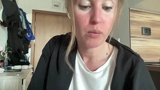 Ameli8 online show from November 12, 11:52 am