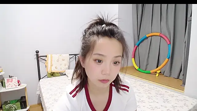 Hmm 0303 online show from June 1, 4:30 pm