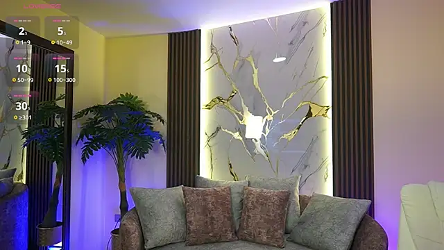 TessaaFox online show from November 11, 1:19 pm