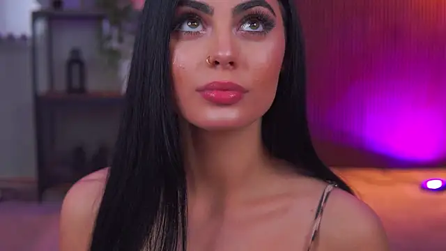 RavennaDArcy online show from January 16, 7:43 pm