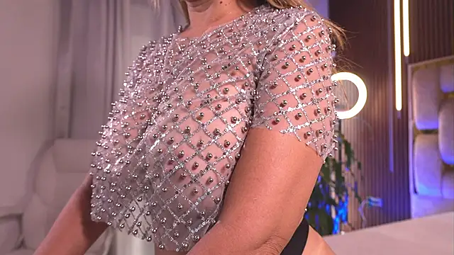 alicia xoxo online show from November 16, 2:50 pm