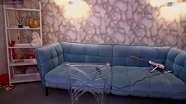 AmaraNights online show from March 5, 8:59 pm