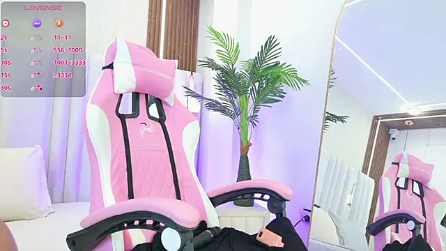 iam katherine online show from April 11, 8:12 pm