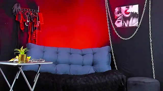 KatrinaStone online show from March 18, 7:19 pm