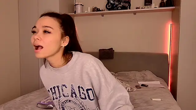 Hot-therapy4u online show from November 17, 3:46 pm