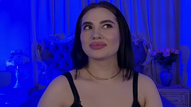 AdrianaTorres online show from March 3, 7:20 pm