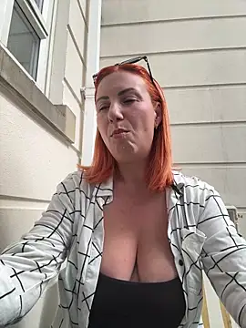 pervimilf online show from June 9, 9:30 am