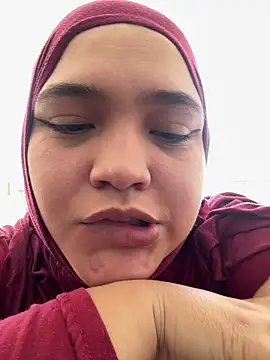 sweetmuslim01 online show from March 13, 7:59 pm