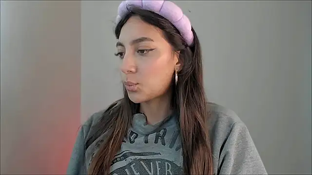 LilyGarcia online show from March 30, 7:35 pm