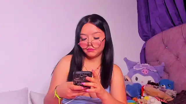 amy  a online show from March 8, 4:49 am