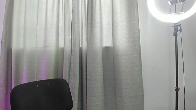 twerkgirl-coral online show from November 21, 9:50 pm