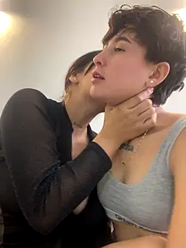 Miia Hoot online show from November 29, 3:05 pm