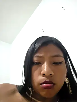 NathalyTorrez online show from January 17, 2:41 am