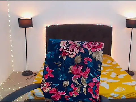 PlayfullOliviaTS online show from March 5, 8:37 pm