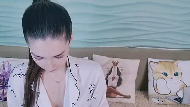 NikaLove- online show from November 27, 10:34 pm