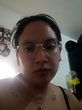 phoop lilaa online show from February 2, 2:43 am