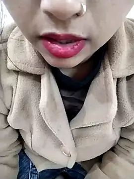 Sexy Divya   online show from December 16, 6:08 am