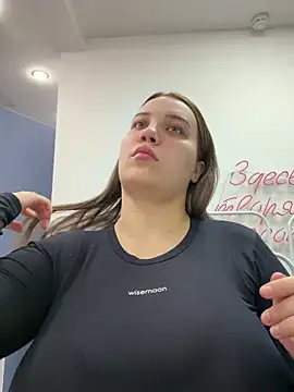 KilianaNoir online show from April 18, 8:39 am