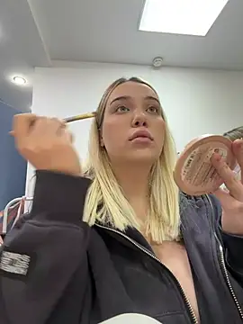 KilianaNoir online show from February 12, 7:32 am