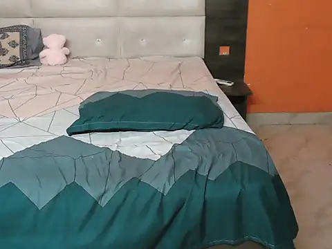 DoremonGirl online show from March 12, 4:37 am