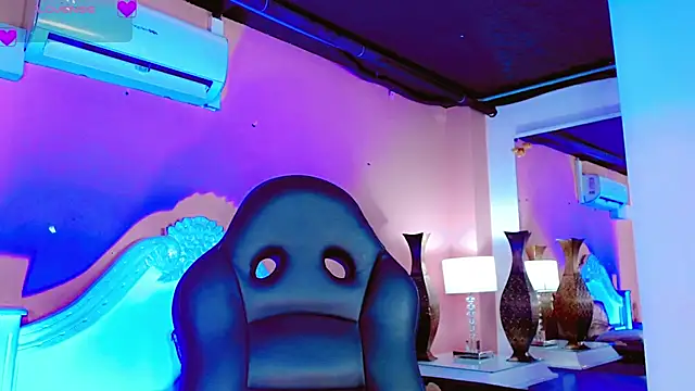 AnnaRouseQueen online show from February 21, 8:09 pm