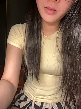 Lynn-122 online show from November 18, 3:57 pm