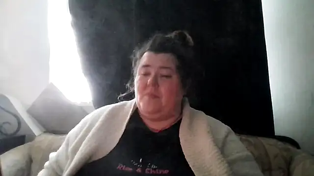 mayflower420 online show from March 21, 4:23 pm