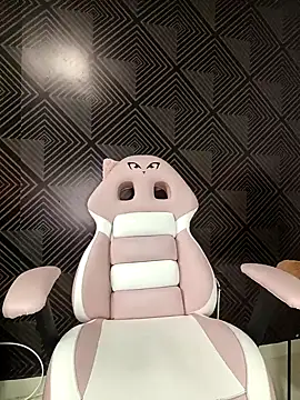 VirginPussyAnita18 online show from November 19, 3:01 pm