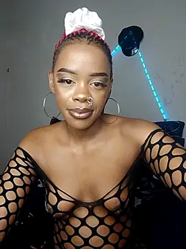 Eve Scarlet online show from December 2, 10:45 pm