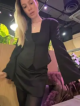 SashaCatt online show from November 27, 7:44 am