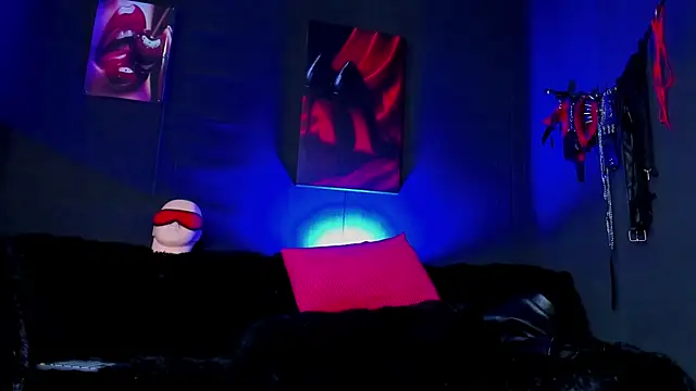 MartinaStones online show from February 5, 10:57 pm