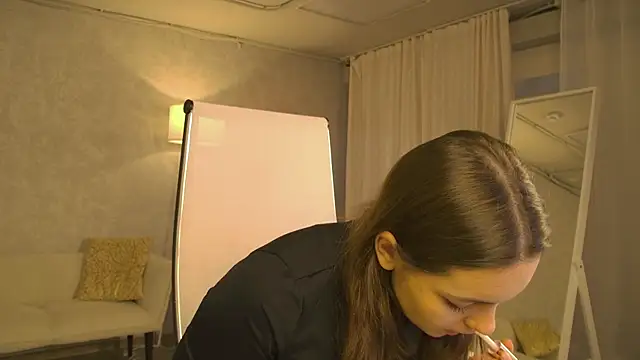 FrancescaCavaliere online show from December 16, 8:42 am