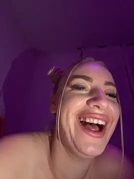 RuxyCatrina online show from November 17, 4:24 am