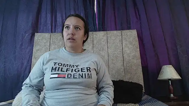 Sofi-Brown online show from November 29, 3:16 pm