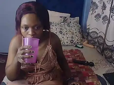 SweetLinaX online show from November 22, 9:50 pm