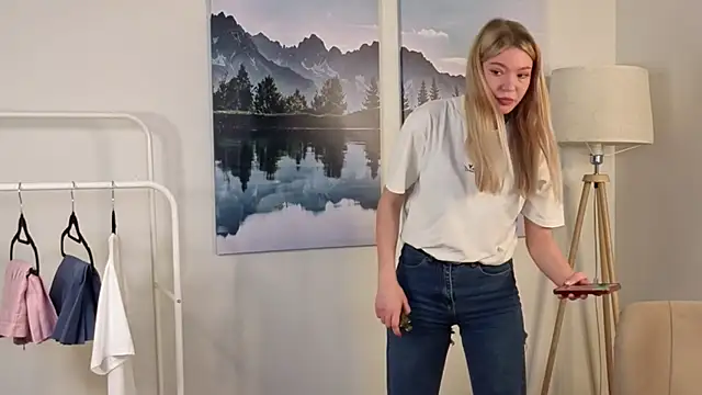 ToyaBosques online show from November 14, 5:29 am